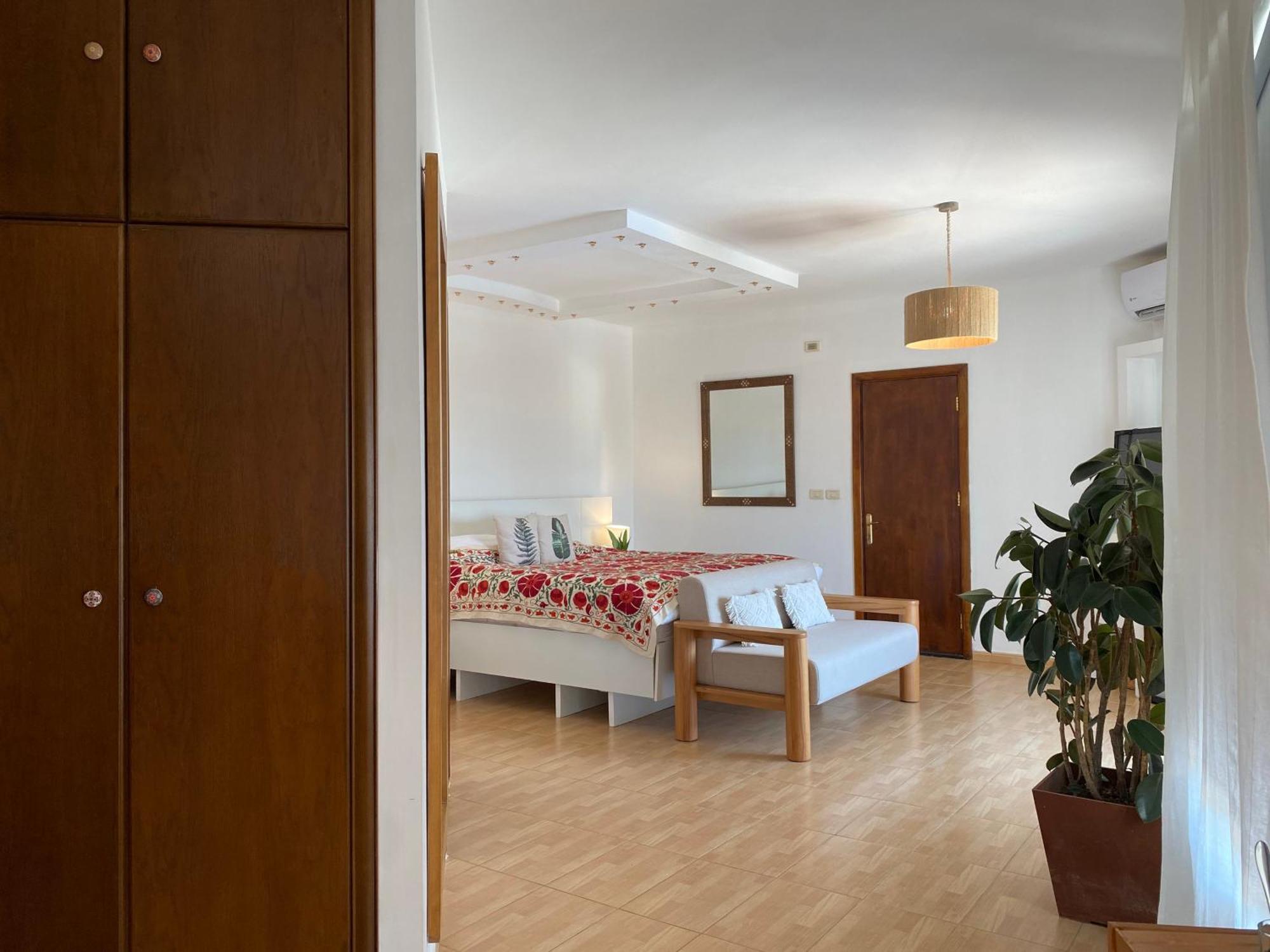 The Precious Guesthouse Sweimeh Eksteriør bilde