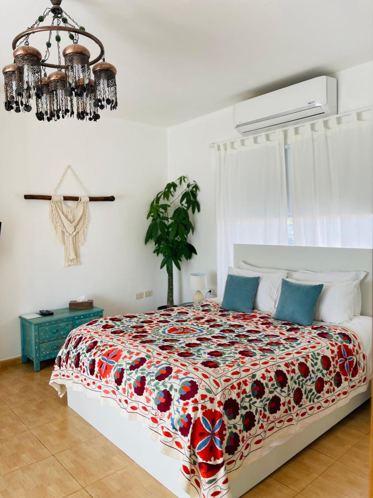The Precious Guesthouse Sweimeh Eksteriør bilde